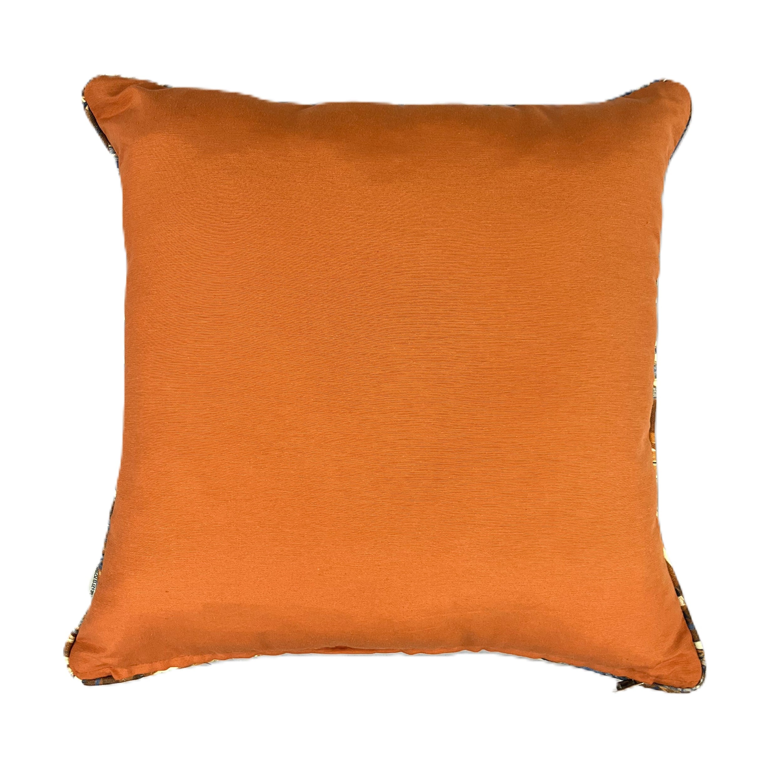 Dantela Luxury Cushion