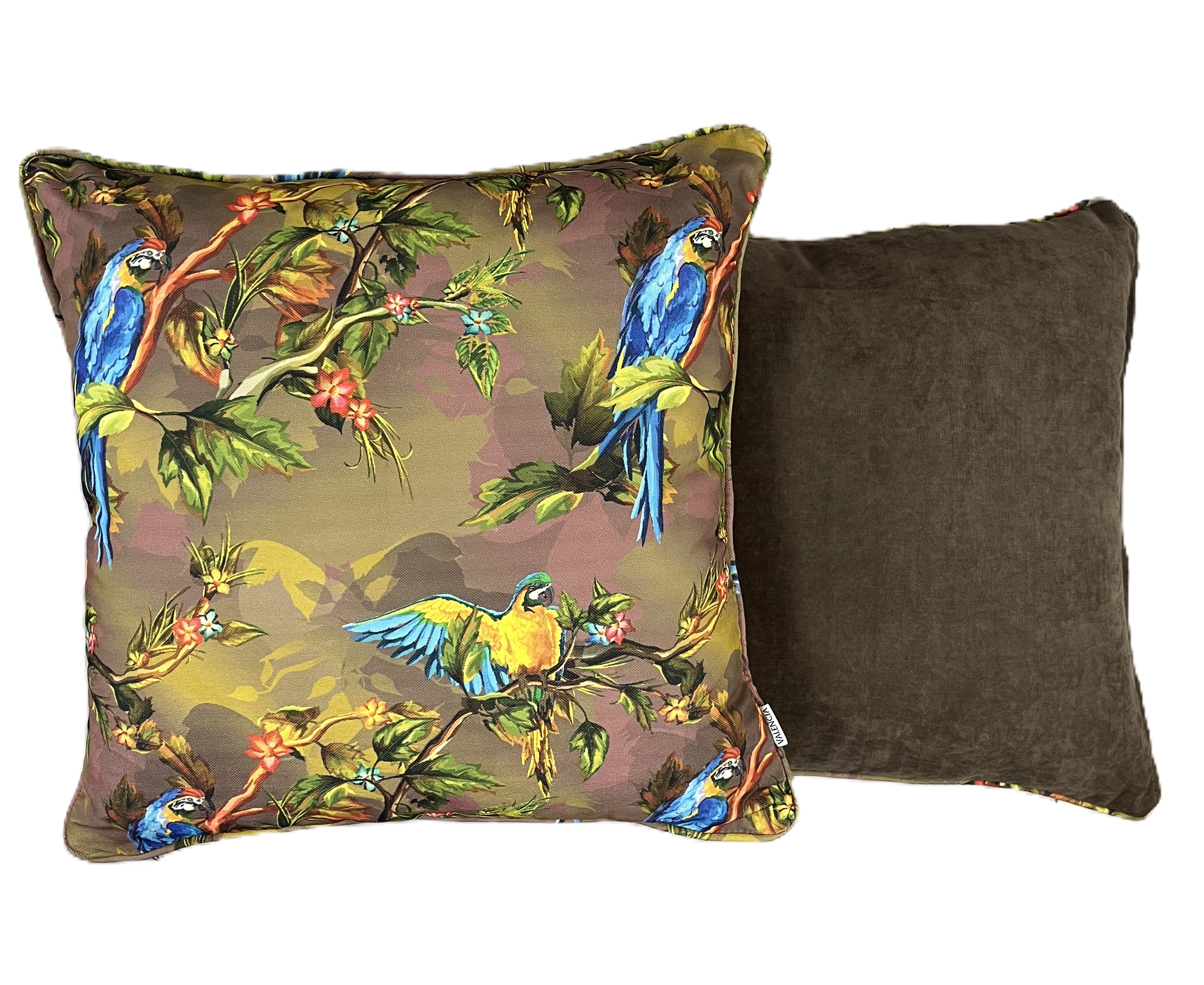Dantela Luxury Cushion